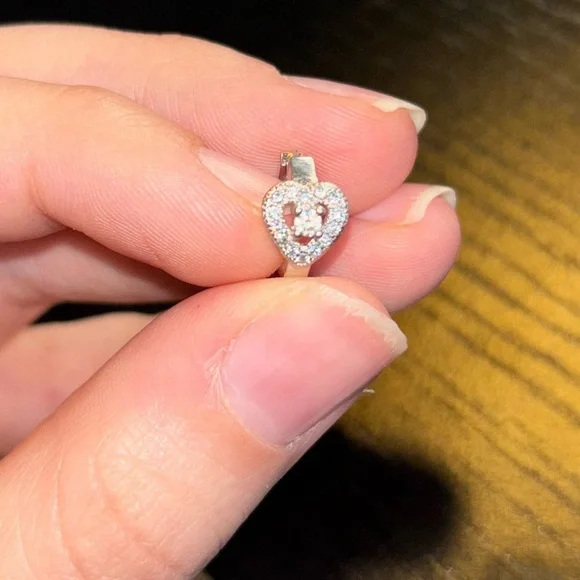 earrings - Picture 1 of 3